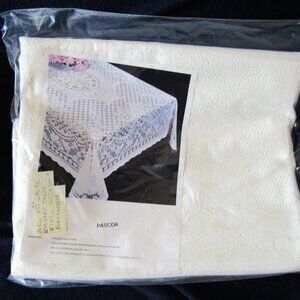 Pascoa Lace Table Cover, 62 x 104.  Easter. New Rectangle.